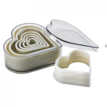 Set of 7 Heart plain dough cutters